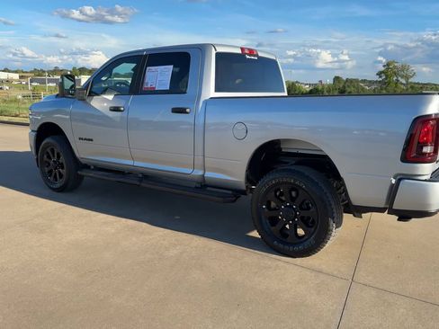 Used 2026 RAM 2500 Big Horn AWD/4WD image 5
