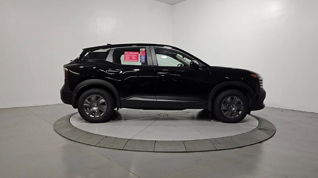 Certified 2025 Nissan Kicks S AWD/4WD image 8