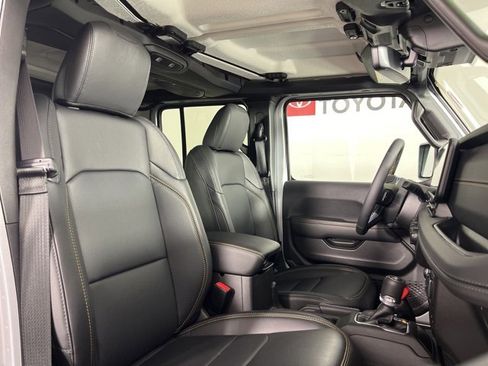 Used 2024 Jeep Wrangler Sahara w/ Technology Group image 33