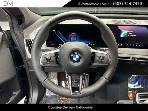 Used 2026 BMW iX xDrive60 w/ M Sport Package AWD/4WD image 27