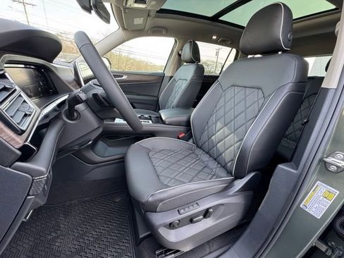 New 2026 Volkswagen Atlas SEL Premium R-Line AWD/4WD image 33