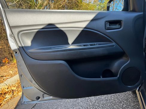 Used 2021 Mitsubishi Mirage LE image 11