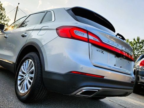 Used 2016 Lincoln MKX Select w/ Select Plus Package AWD/4WD image 12