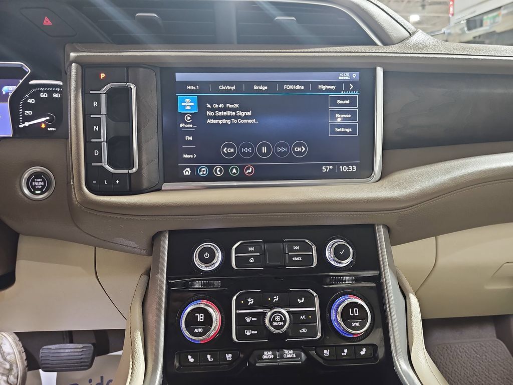 Certified 2021 GMC Yukon XL Denali w/ Denali Premium Package AWD/4WD image 26