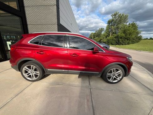 Used 2017 Lincoln MKC Reserve w/ Lincoln MKC Climate Package AWD/4WD image 4