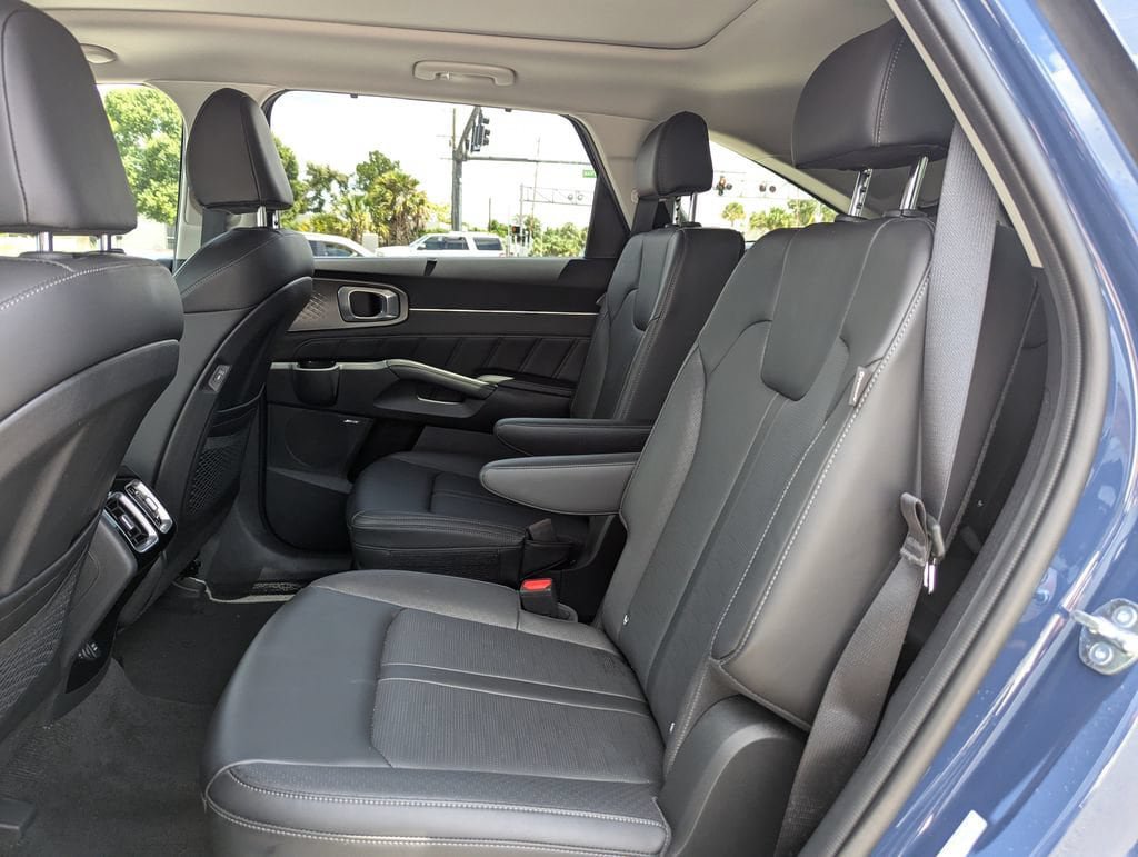 Certified 2026 Kia Sorento SX FWD image 19