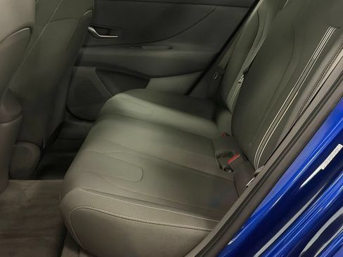 Certified 2023 Hyundai Elantra SEL w/ Convenience Package FWD image 24
