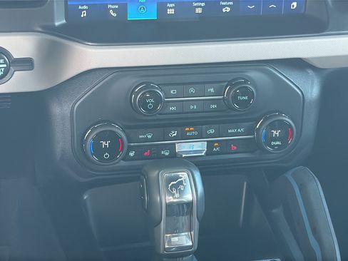 Used 2023 Ford Bronco Wildtrak AWD/4WD image 33