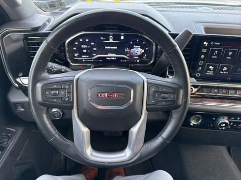 Used 2023 GMC Sierra 1500 Elevation image 21