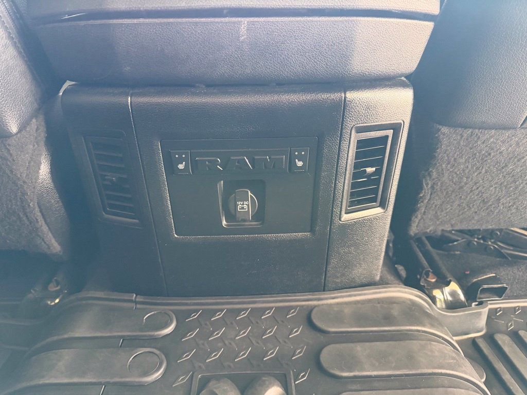 Used 2019 RAM 1500 Laramie w/ Convenience Group AWD/4WD image 36