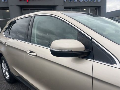 Used 2017 Ford Edge Titanium image 6