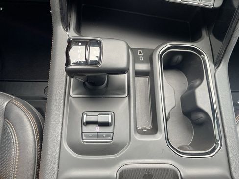 Used 2023 GMC Sierra 1500 AT4 w/ Technology Package image 33