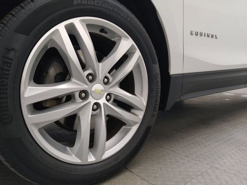 Used 2018 Chevrolet Equinox Premier FWD image 31