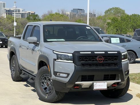 New 2026 Nissan Frontier Pro-X image 2