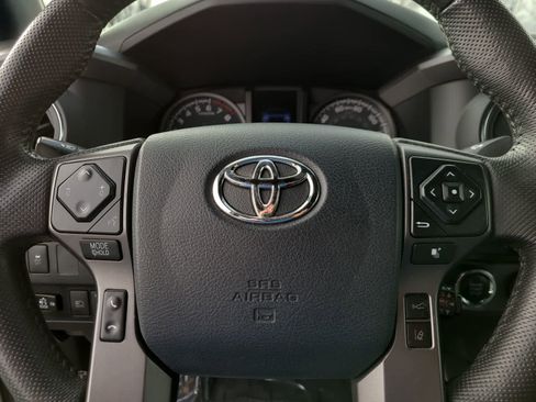 Used 2020 Toyota Tacoma TRD Off-Road image 23