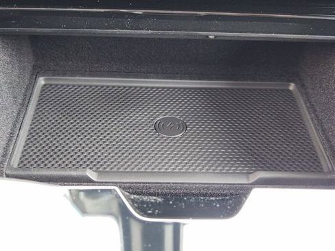 New 2026 Land Rover Range Rover Sport Dynamic SE AWD/4WD image 17