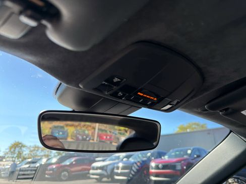 Used 2018 Porsche 911 Carrera T image 22