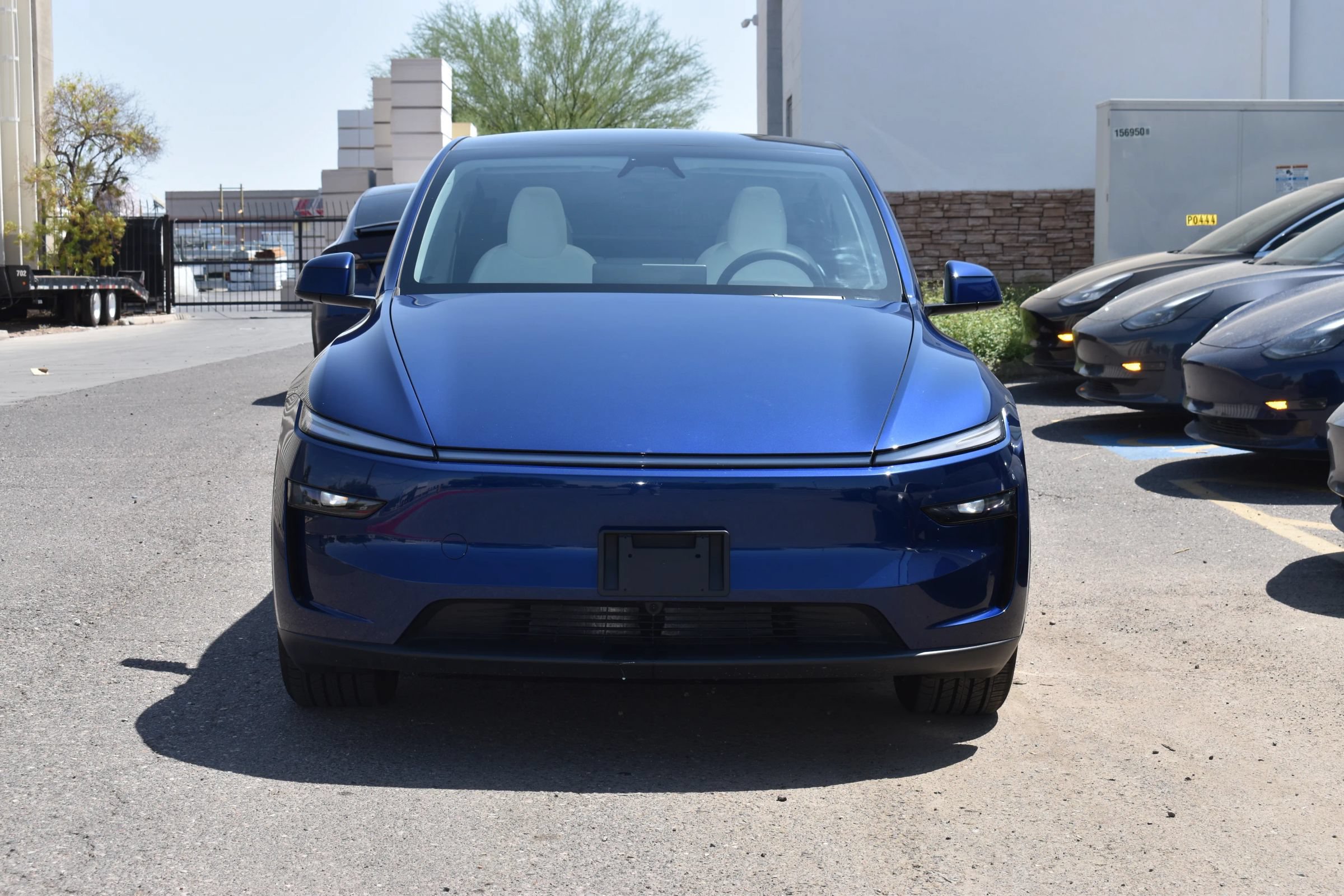 Used 2026 Tesla Model Y Long Range AWD/4WD image 3