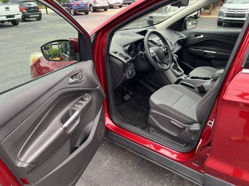 Used 2013 Ford Escape SE FWD image 12