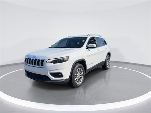 Used 2021 Jeep Cherokee Latitude Lux w/ Comfort/Convenience Group image 4