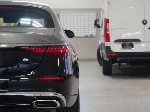 Used 2024 Mercedes-Benz Maybach S 680 4MATIC image 12