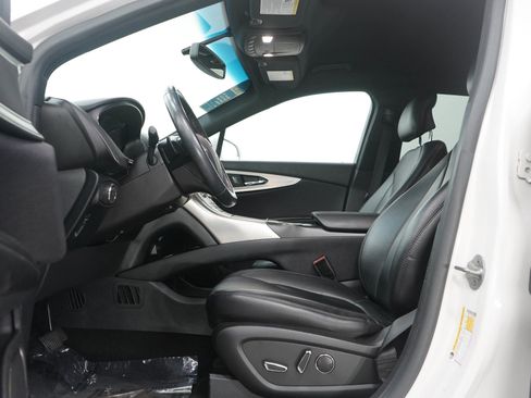 Used 2016 Lincoln MKX Premiere image 22