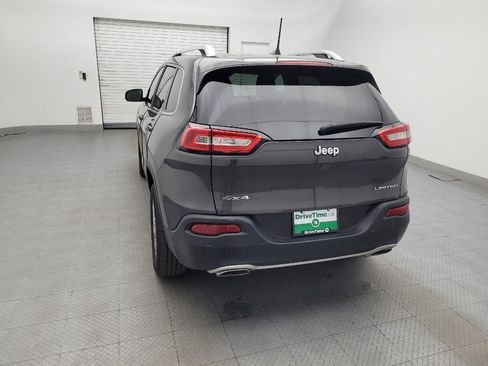 Used 2018 Jeep Cherokee Limited AWD/4WD image 6
