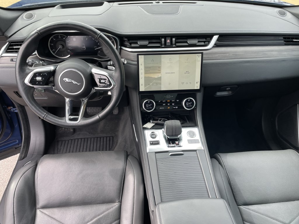 Used 2023 Jaguar F-PACE S AWD/4WD image 15