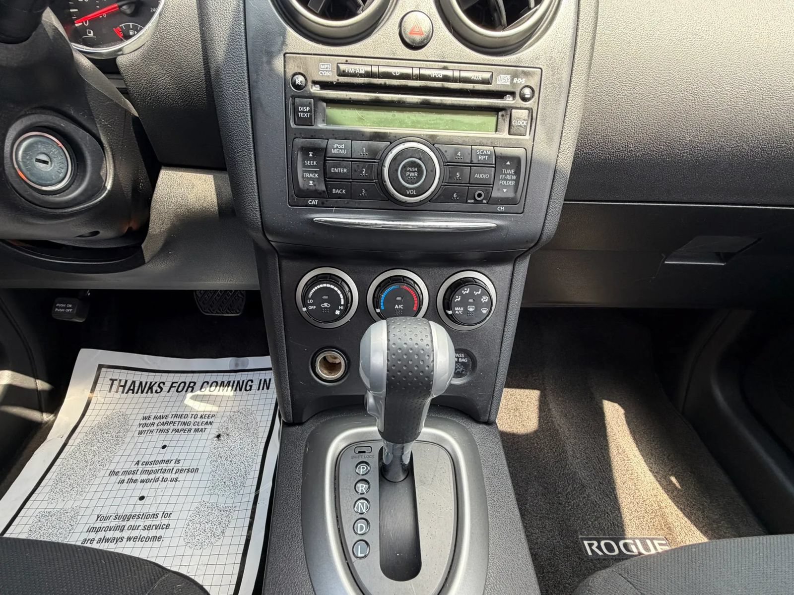Used 2013 Nissan Rogue S FWD image 19
