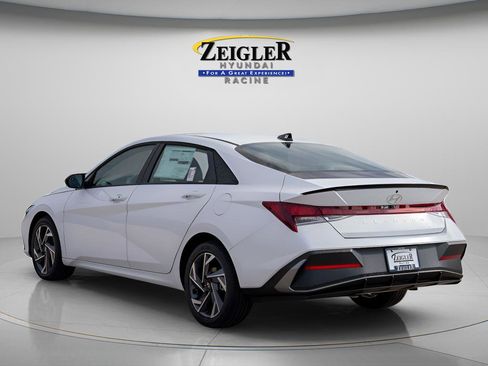 New 2025 Hyundai Elantra Sport FWD image 7