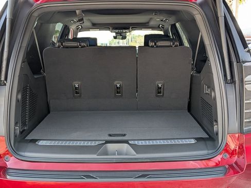 New 2026 Chevrolet Suburban Premier RWD image 22