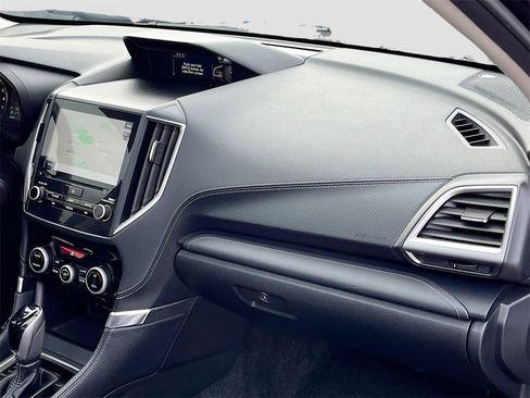 Used 2023 Subaru Forester Touring image 31