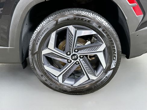 Used 2024 Hyundai Tucson Limited image 31