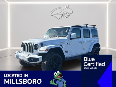 Used 2022 Jeep Wrangler Unlimited Sahara image 1