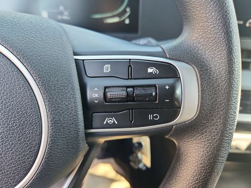 Used 2024 Kia Sportage LX AWD/4WD image 19