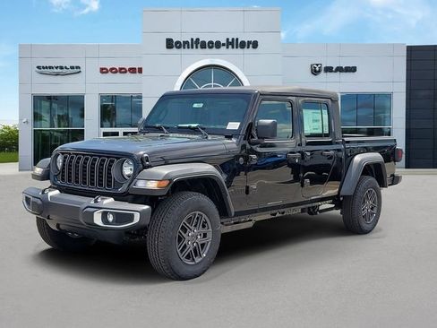 New 2026 Jeep Gladiator Sport AWD/4WD image 2