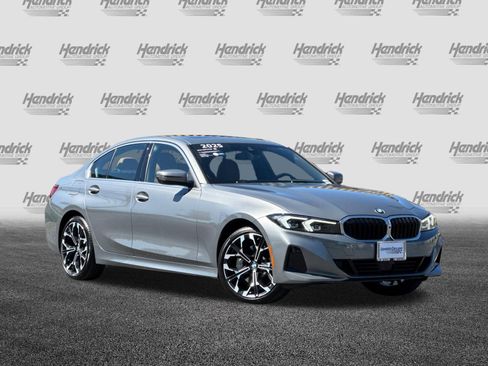 Certified 2025 BMW 330i xDrive Sedan AWD/4WD image 2