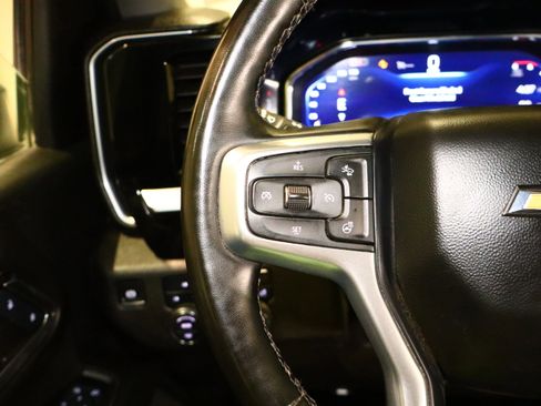 Used 2024 Chevrolet Silverado 2500 LT image 11