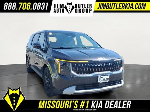 Used 2026 Kia Carnival FWD image 24