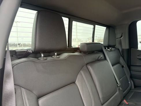 Used 2024 GMC Sierra 1500 SLT w/ SLT Premium Plus Package AWD/4WD image 43