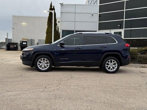 Used 2016 Jeep Cherokee Latitude image 6