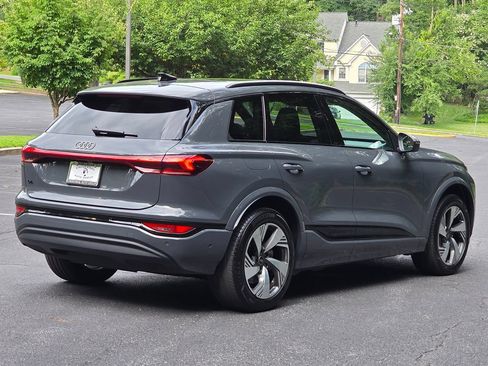 Used 2025 Audi Q6 e-tron Premium Plus w/ Premium Plus AWD/4WD image 6
