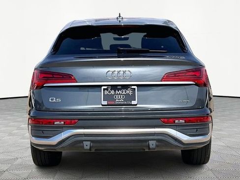 Used 2022 Audi Q5 2.0T Prestige w/ Prestige Package image 4