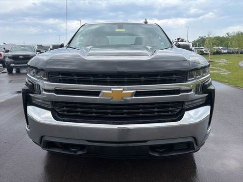 Used 2020 Chevrolet Silverado 1500 LT w/ True North Edition AWD/4WD image 3
