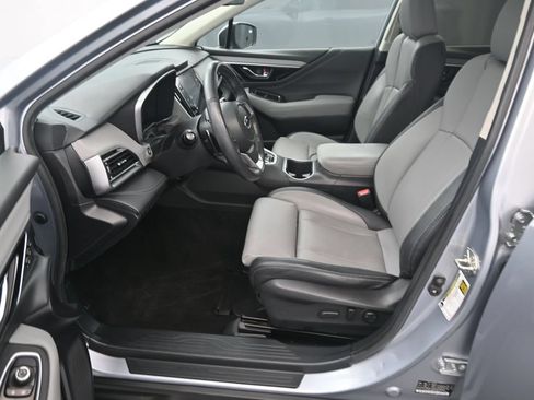 Used 2020 Subaru Outback Limited w/ Popular Package #2 AWD/4WD image 16