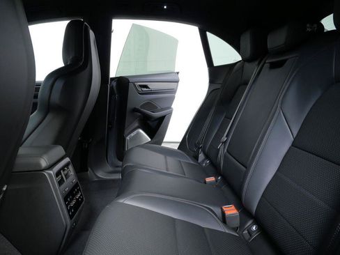 New 2026 Porsche Macan Turbo Electric AWD/4WD image 16