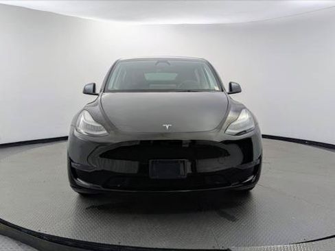 Used 2023 Tesla Model Y Long Range AWD/4WD image 11