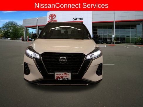 Used 2023 Nissan Kicks SR w/ SR Premium Package image 8