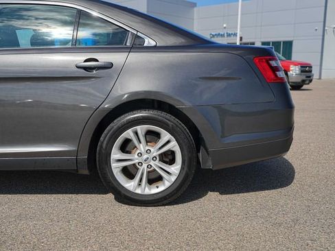 Used 2019 Ford Taurus SE FWD image 12