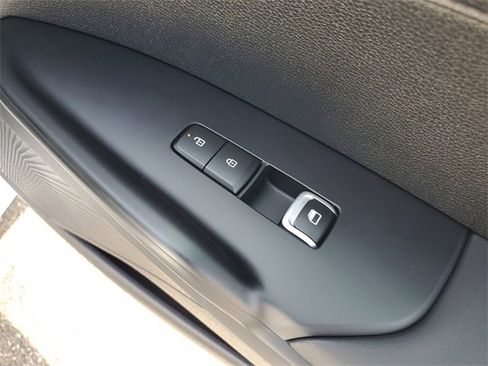 New 2026 Kia K5 LXS image 15